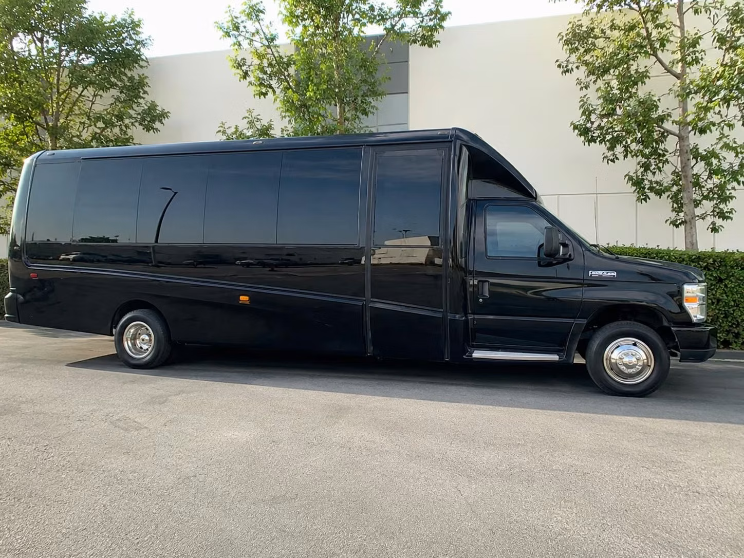 18 passenger minibus