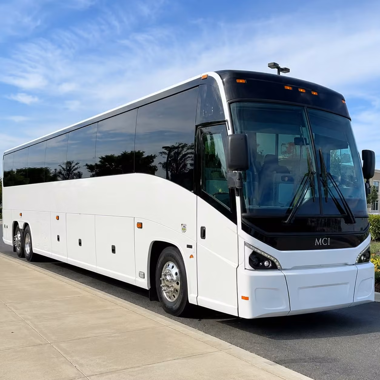 book long distance transportation in toledo or any city nearby