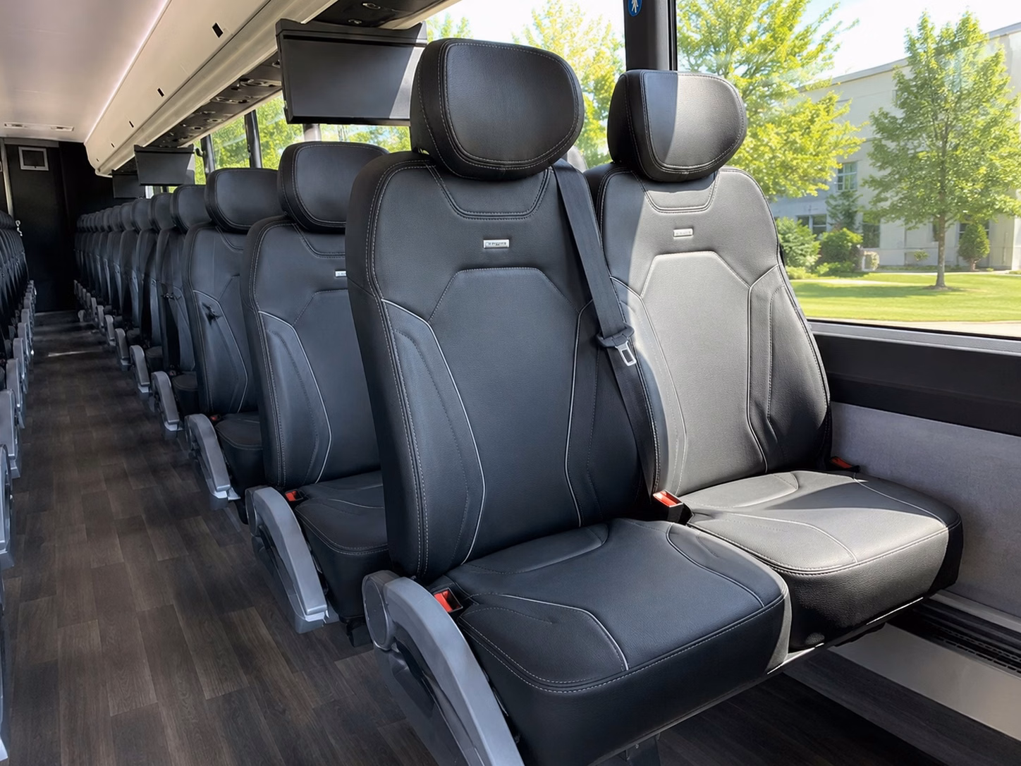 charter bus rentals for toledo museum of art downtown cultural field trips