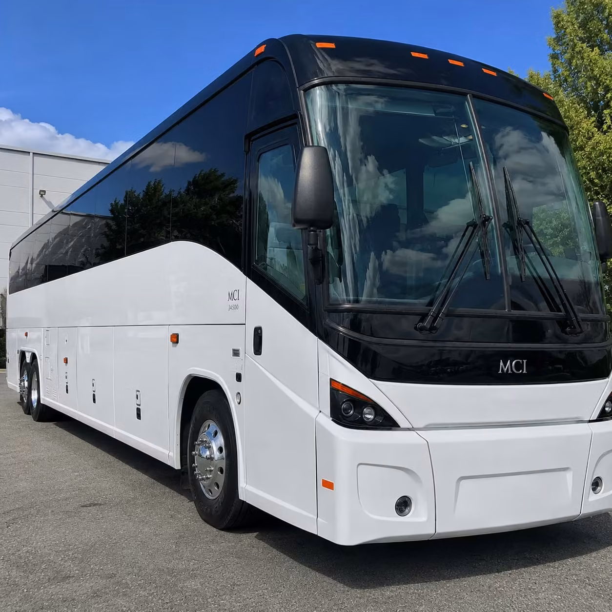group airport transfers to and from toledo express airport made simple