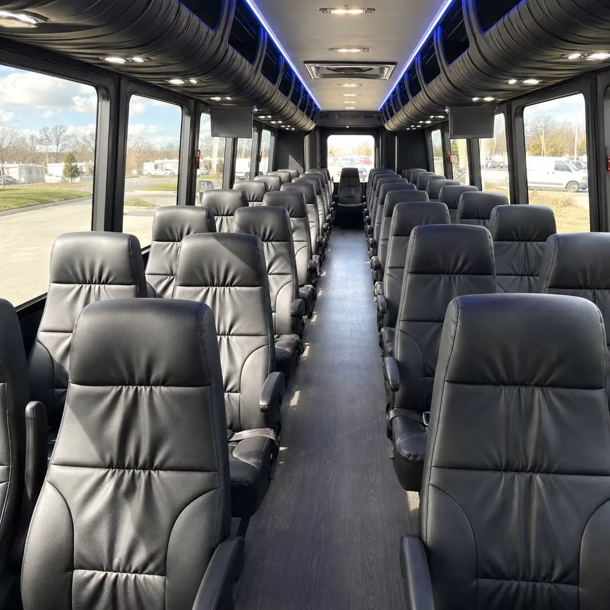 minibus rentals for toledo music venue crawls and bar nights