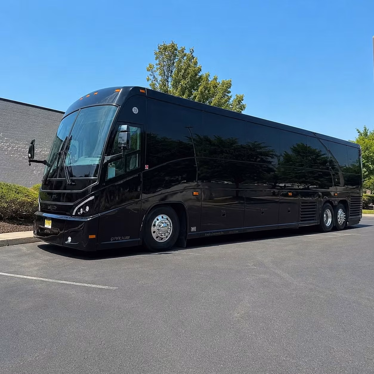shuttle personnel between toledo s military and federal installations with ease