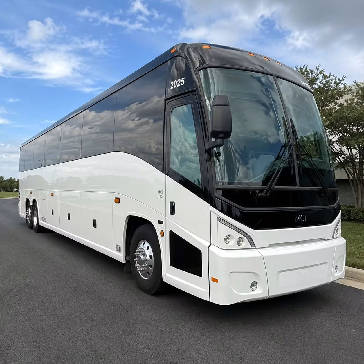 toledo church groups can rely on comfortable flexible shuttle transportation